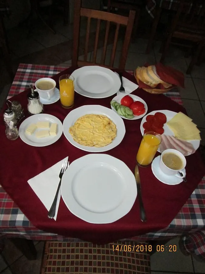 Kisherceg Szallashely Budapest Guest house